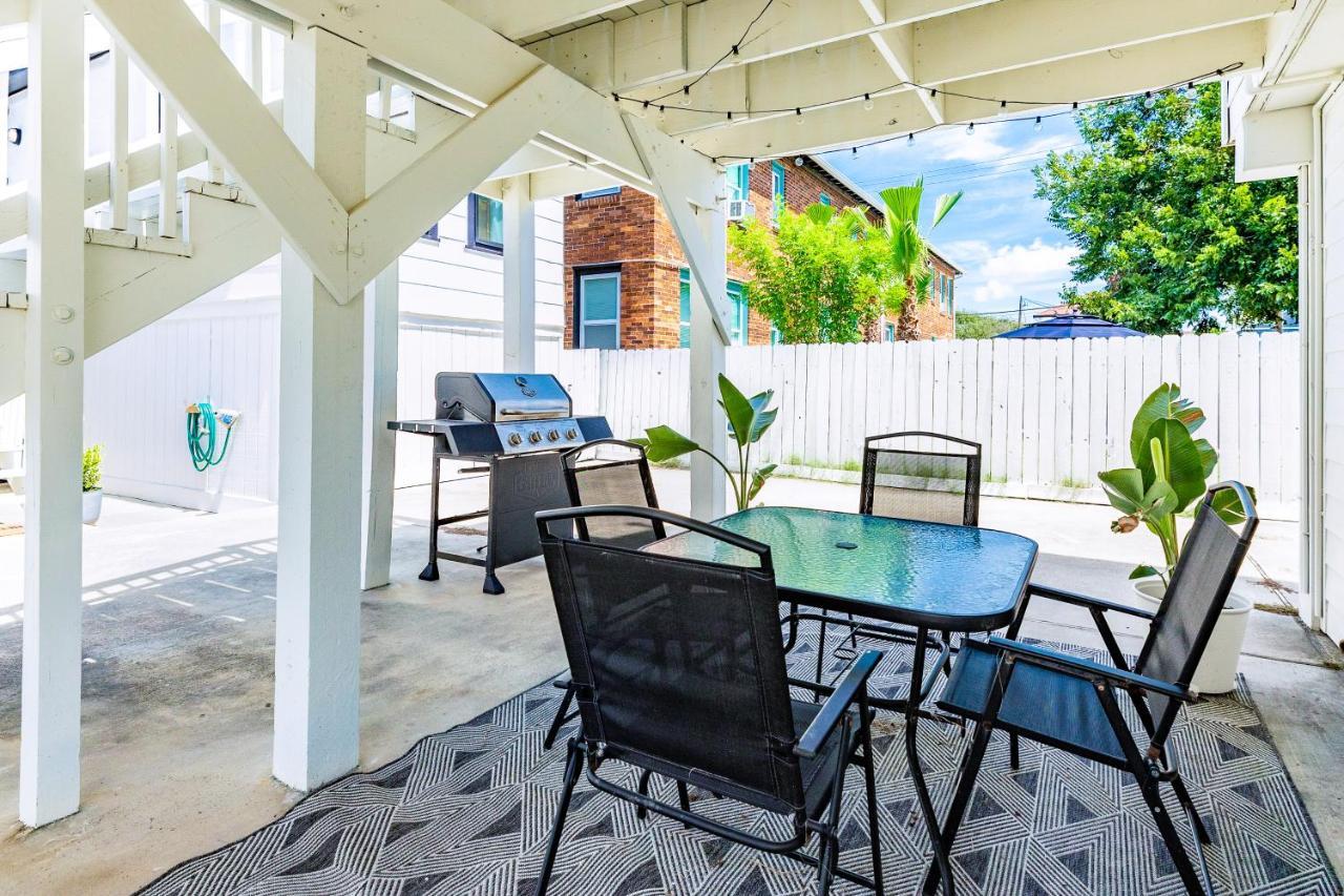 Vila Soleil House - Unit D Galveston Exteriér fotografie